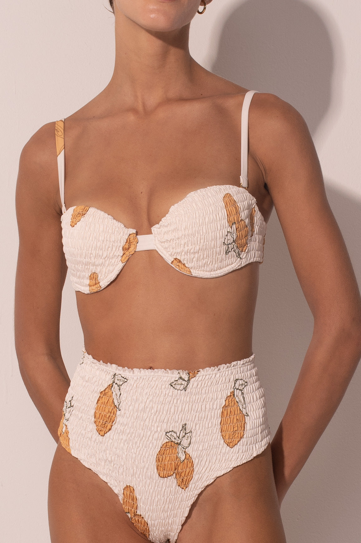 Top Le Citron Scrunchie